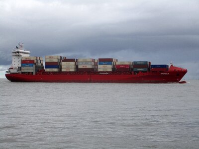 Ship red elbe shipping