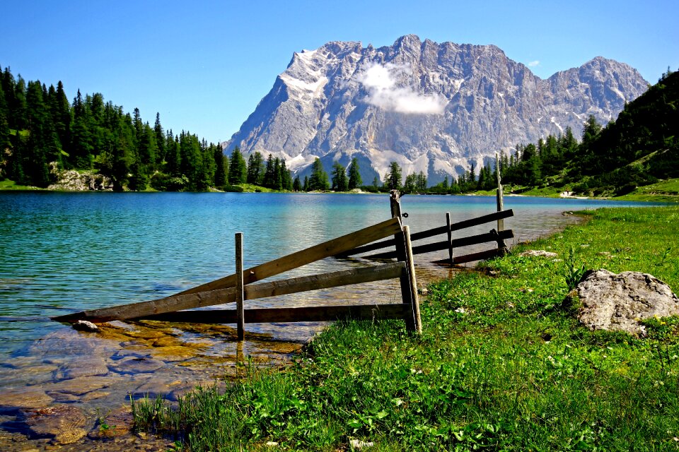 Bergsee zugspitze fence
