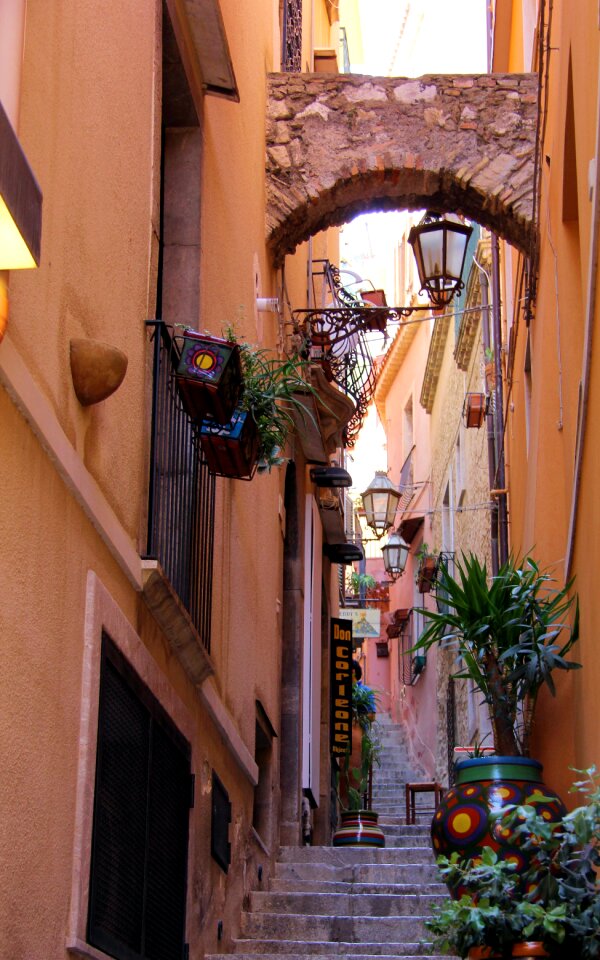 Italy sicilia monuments