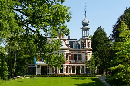 Mountain-and-valley baarn netherlands
