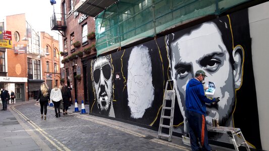 Urban painting tag