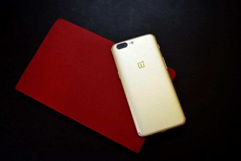 Dual camera mobile technology