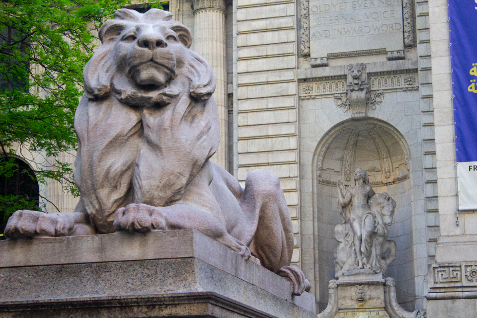 Architecture building statue