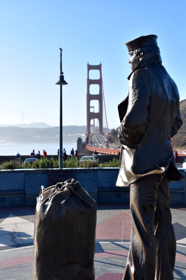 California statue immigrants