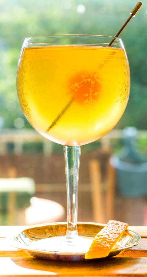 Alcohol liquor beverage