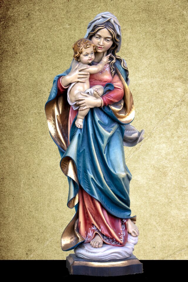 Statue christianity mother of god