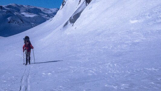 Holiday snow ski