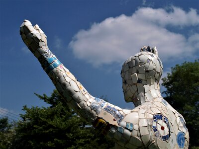 Sculpture ceramic