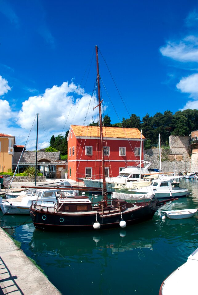Ship journey quay