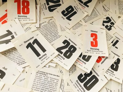 Calendar date paper
