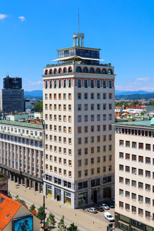 Capital building architecture