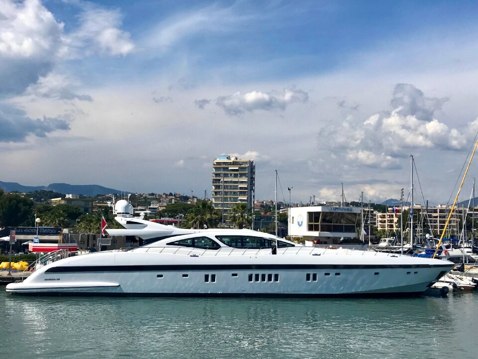 France boat luxury