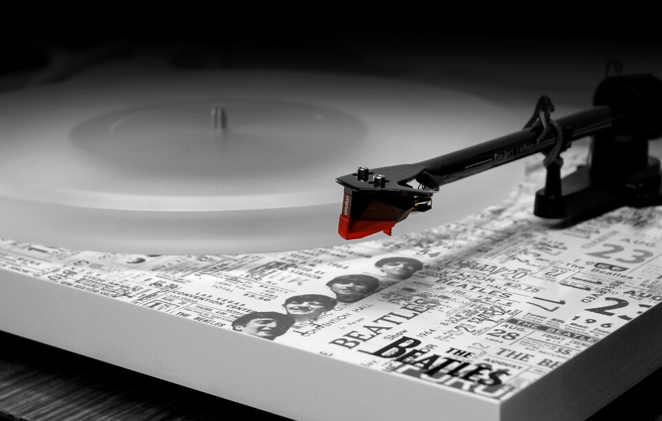 Vinyl listen music