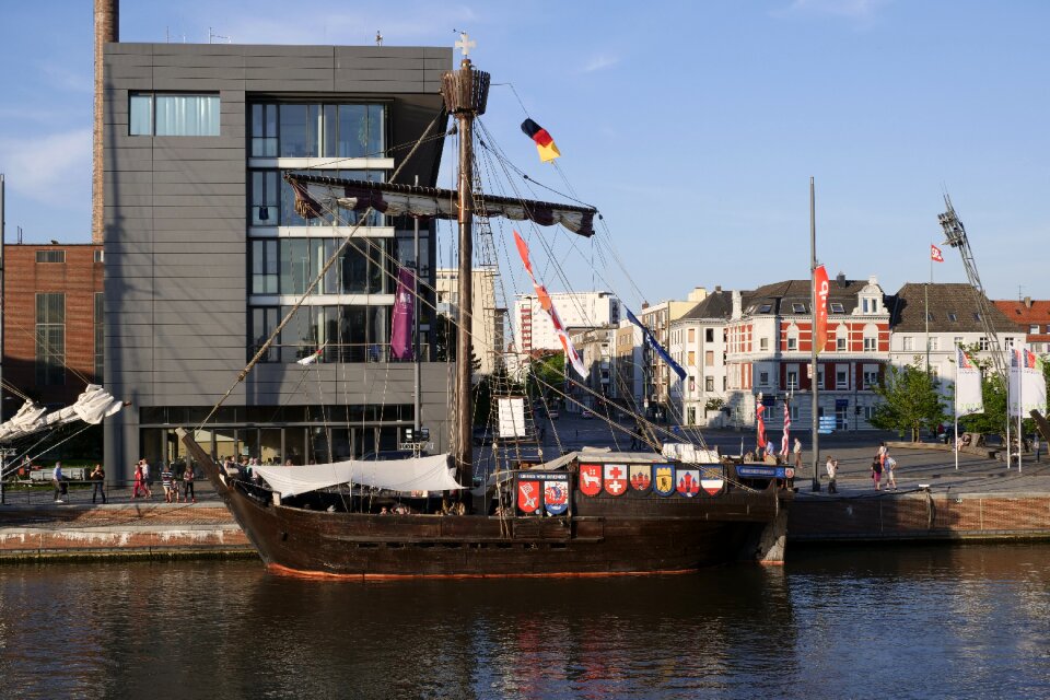 Cog ship kogge ubenia of bremen water