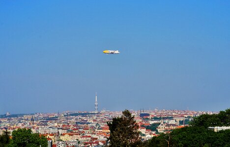 Zeppelin cityscape city photo