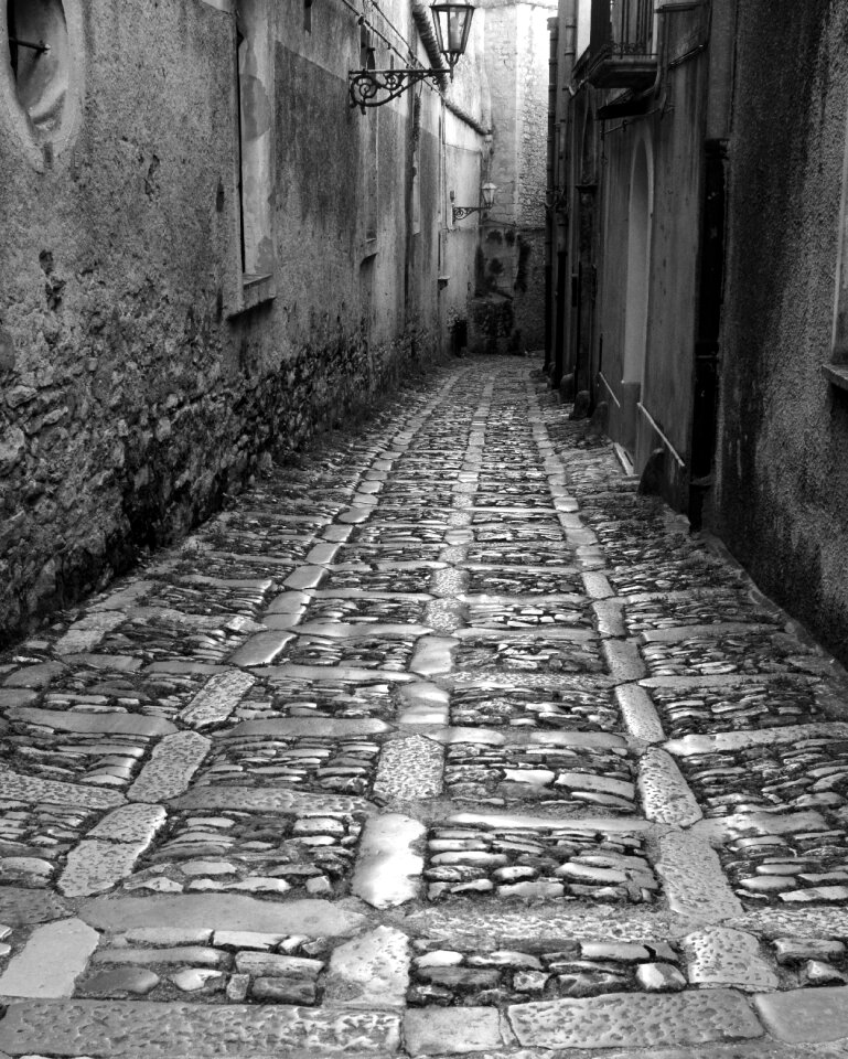 Old historic center paved