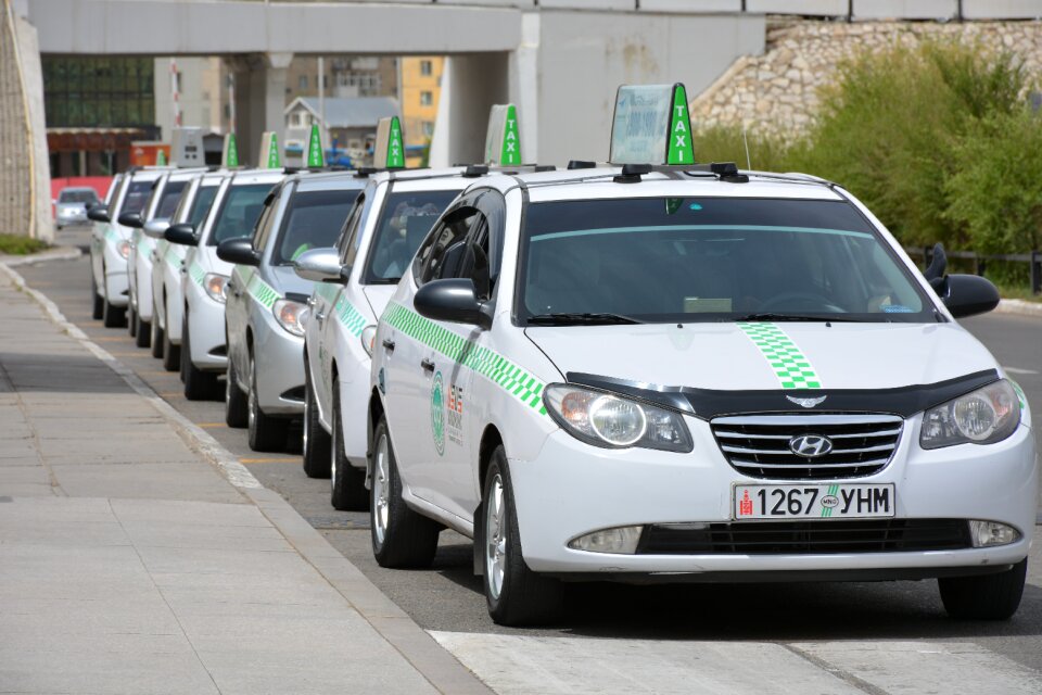 Airport city transportation