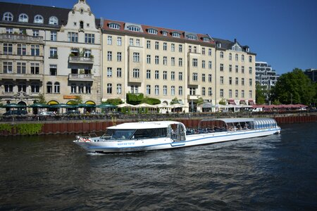 River capital ship photo