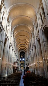 Nave saint sernin interior