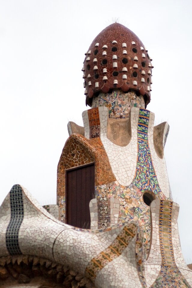 Park guell gaudí tower