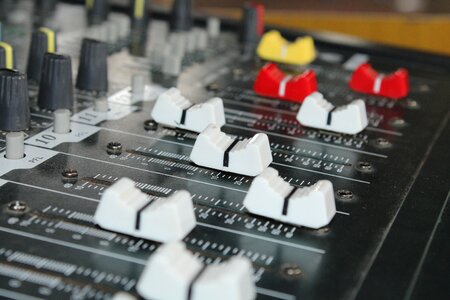 Switch music analogue