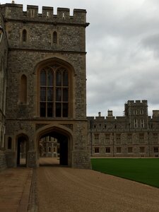 Castle travel queen