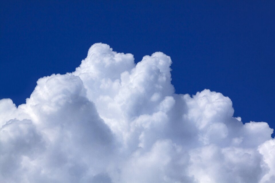 Grey white clouds form