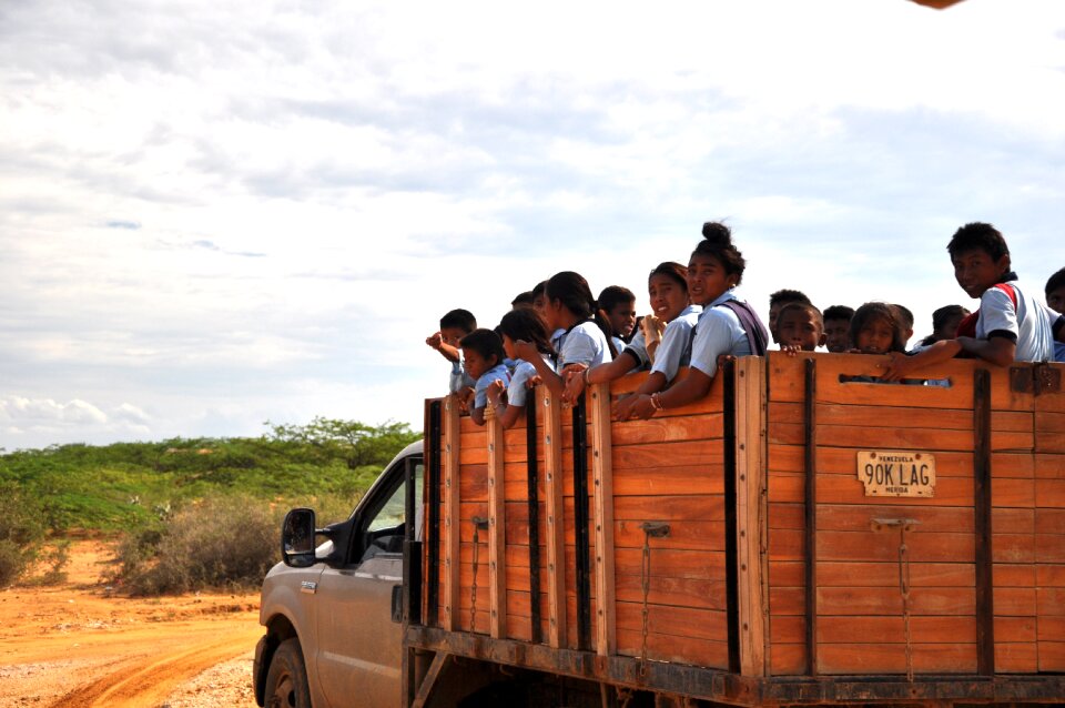 Boys camion desert