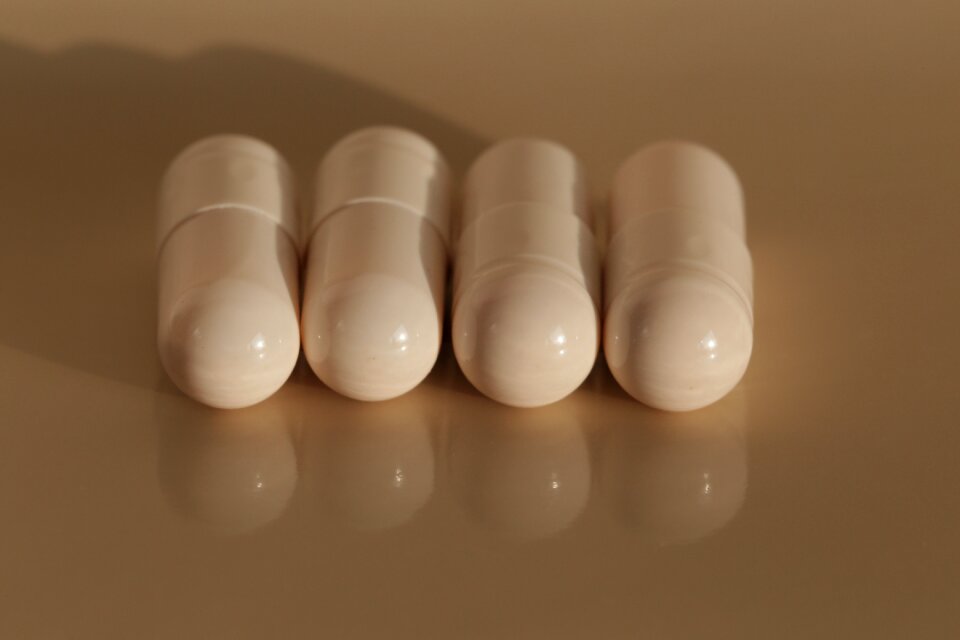 Tablet medication beige