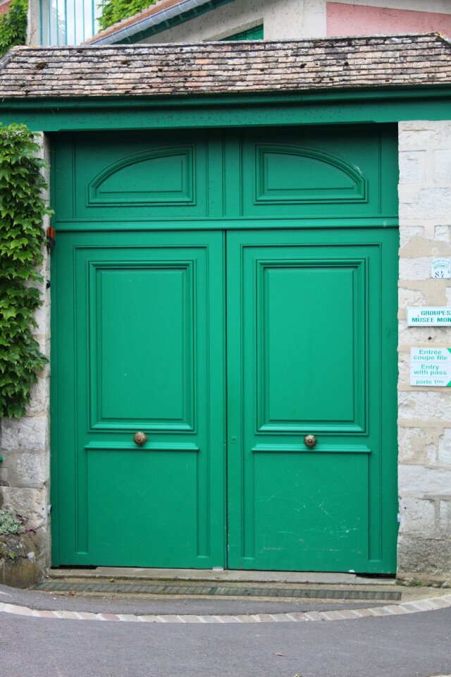 Door green wood door