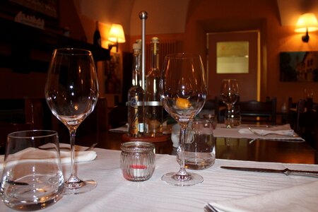 Glasses brindisi trattoria