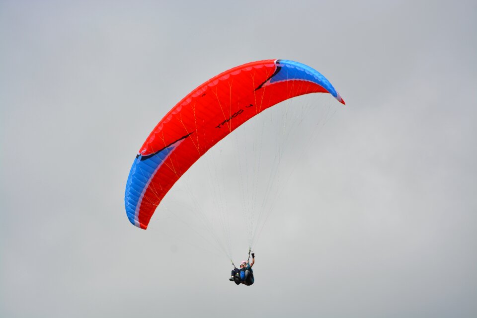 Sailing red blue white sports activities fun activities