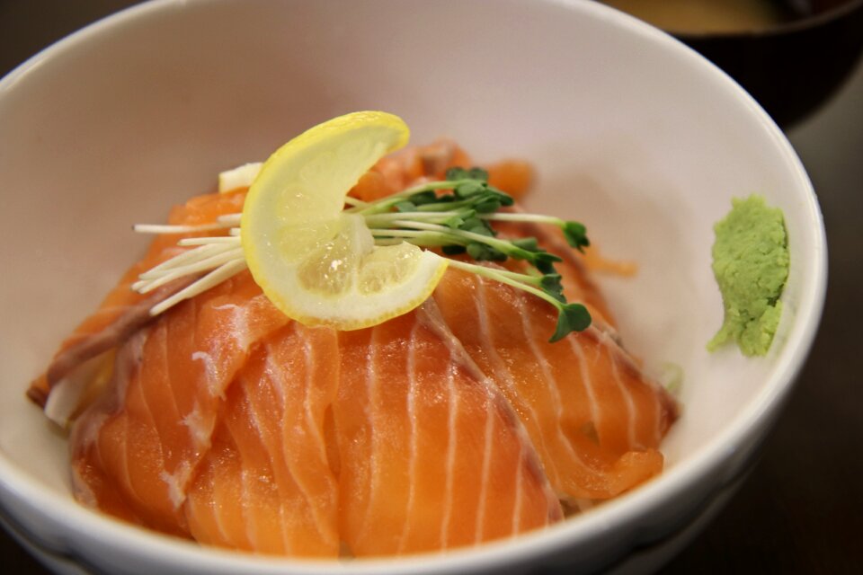 Delicious dining salmon times