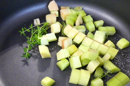 Fruity sauce fruit