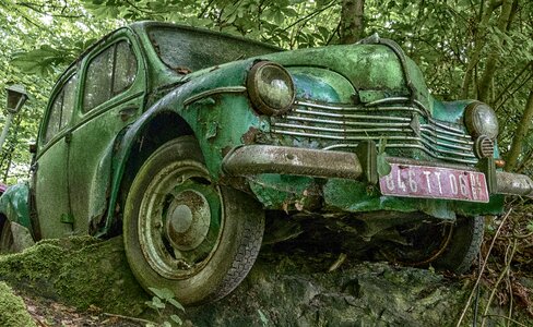 Decay auto rust