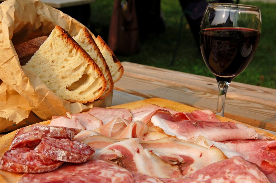 Wine bread chopping board photo