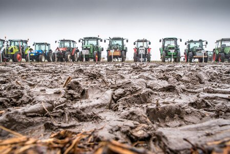 Commercial vehicle tractors agricultural machine
