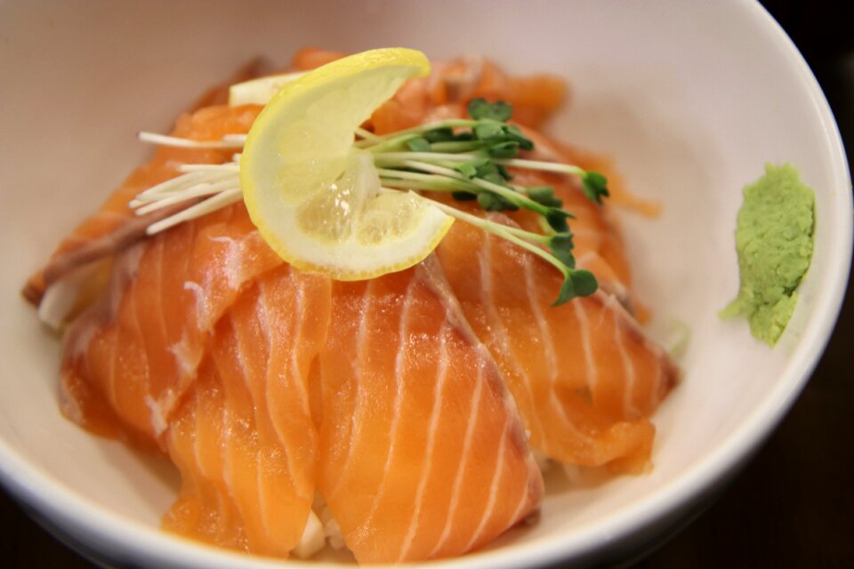 Delicious dining salmon times