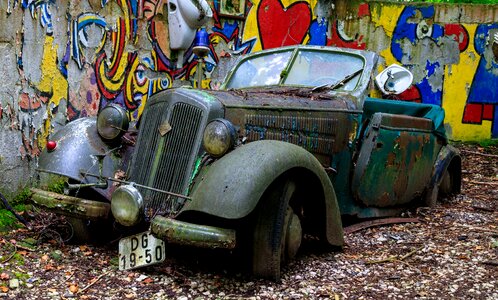 Oldtimer wreck rusted photo