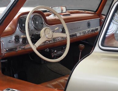 Steering wheel mercedes 300 sl photo