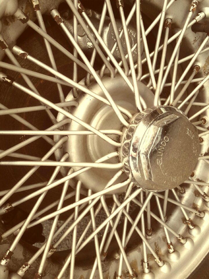 Wheels spokes spoke