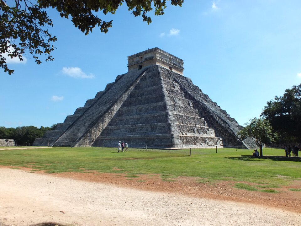 Travel maya antiquity