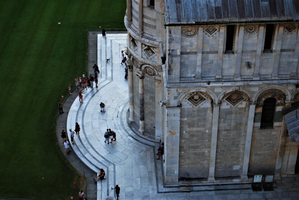 Baptistery torre tower pisa