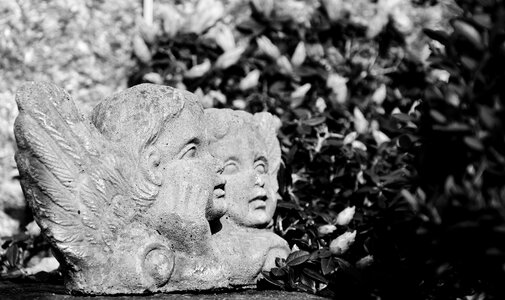 Angel figurines stone figures grabschmuck