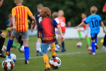 Train pupils sports