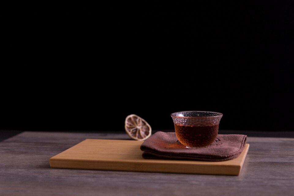 Teacup black lemon