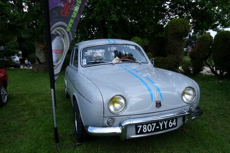 Renault dauphine pau photo