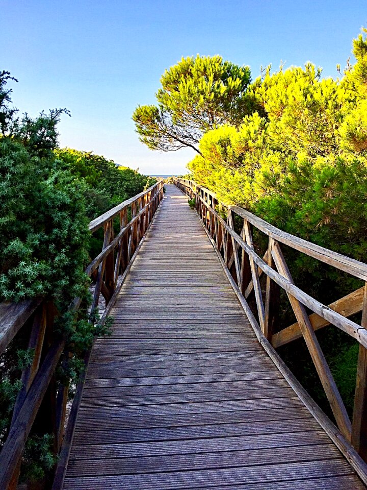Architecture hike away
