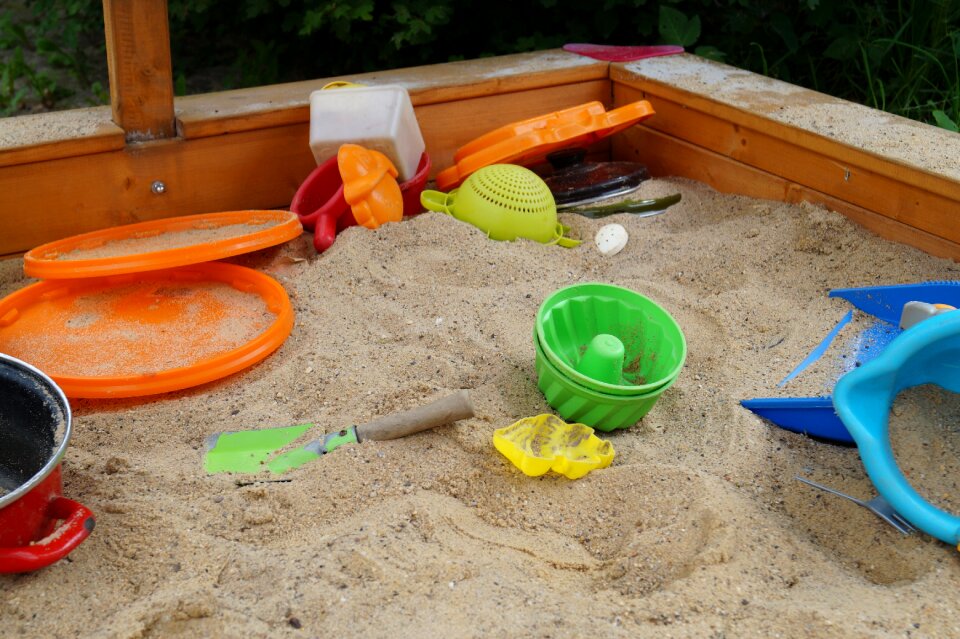 Ramekins garden toys
