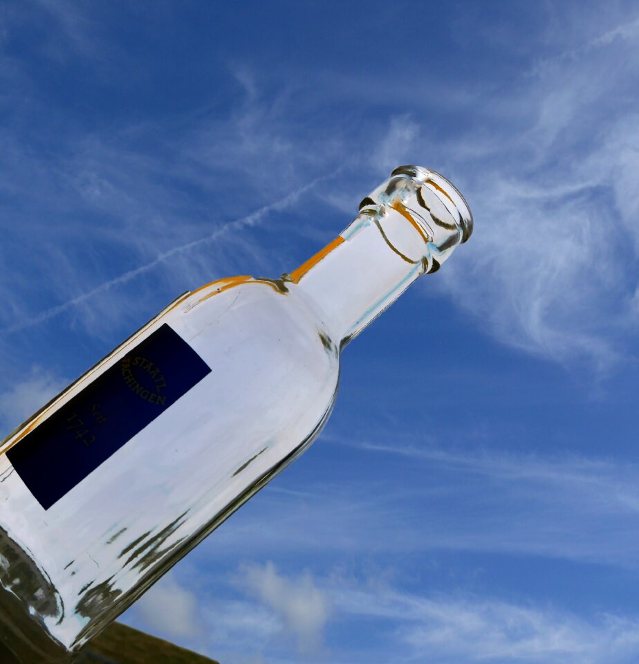 Bottle liquid beverages
